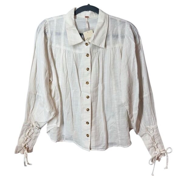 FREE PEOPLE Kiss Kiss Blouse in Ivory Laced Cuff NWT FLAW - Picture 2 of 11